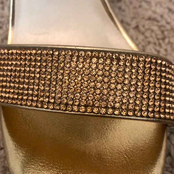 gold open toe block heels w/ ankle strap - Picture 7 of 7